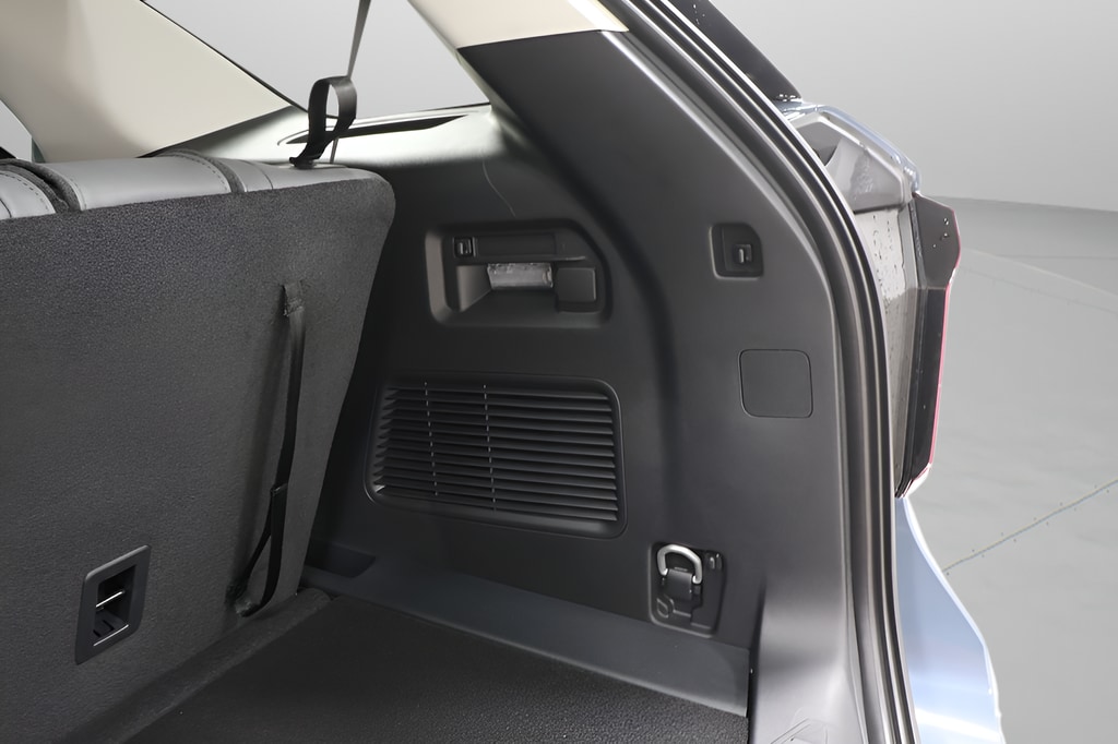 2026 Ford Explorer Active - Photo 25