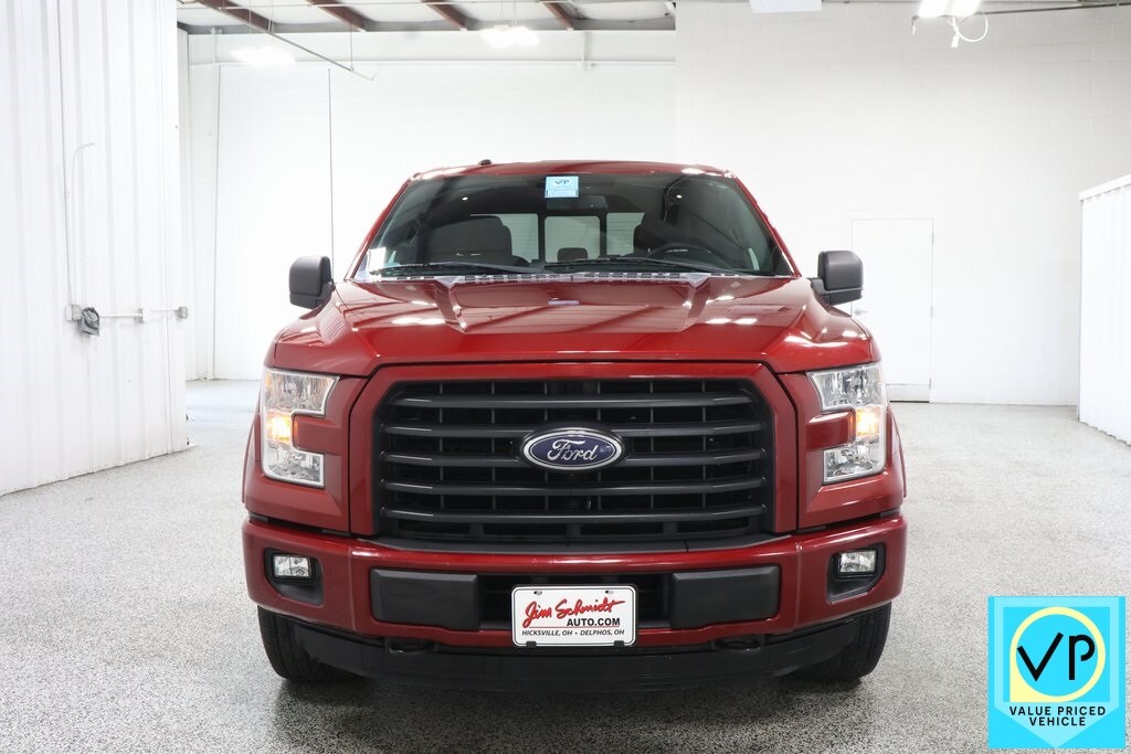 2016 Ford F-150 XLT photo 3