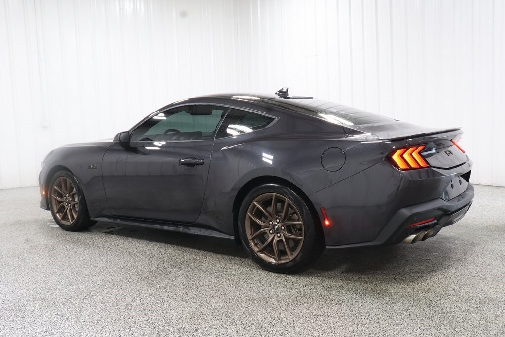 2024 Ford Mustang GT photo 4