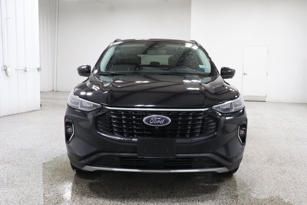 2023 Ford Escape Platinum photo 3