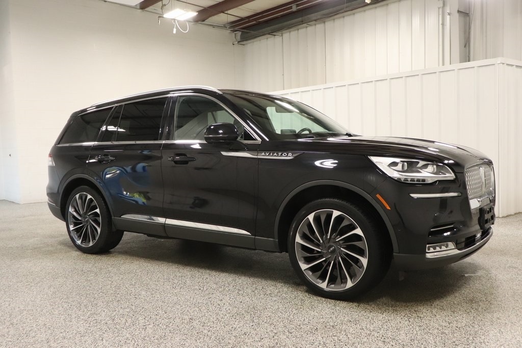 Used 2020 Lincoln Aviator Reserve with VIN 5LM5J7XC4LGL12161 for sale in Hicksville, OH