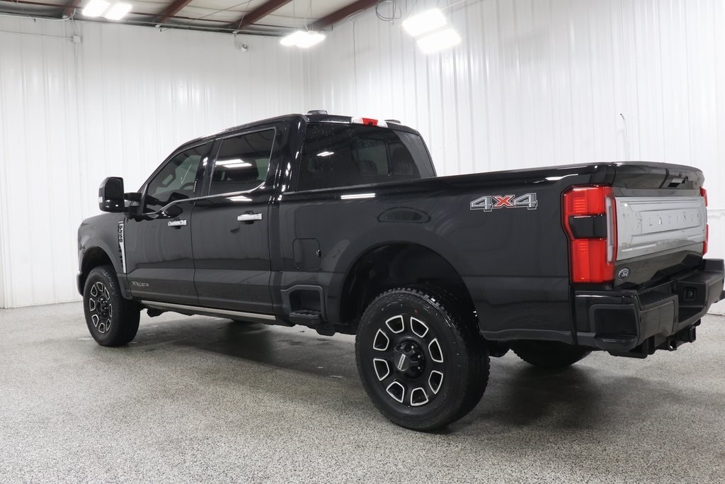 Used 2024 Ford F-250SD Platinum Truck