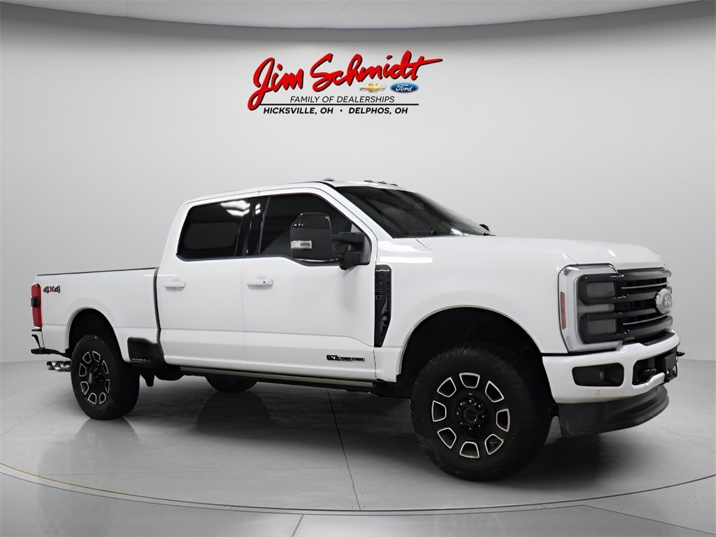 Used 2025 Ford F-250SD Platinum Truck