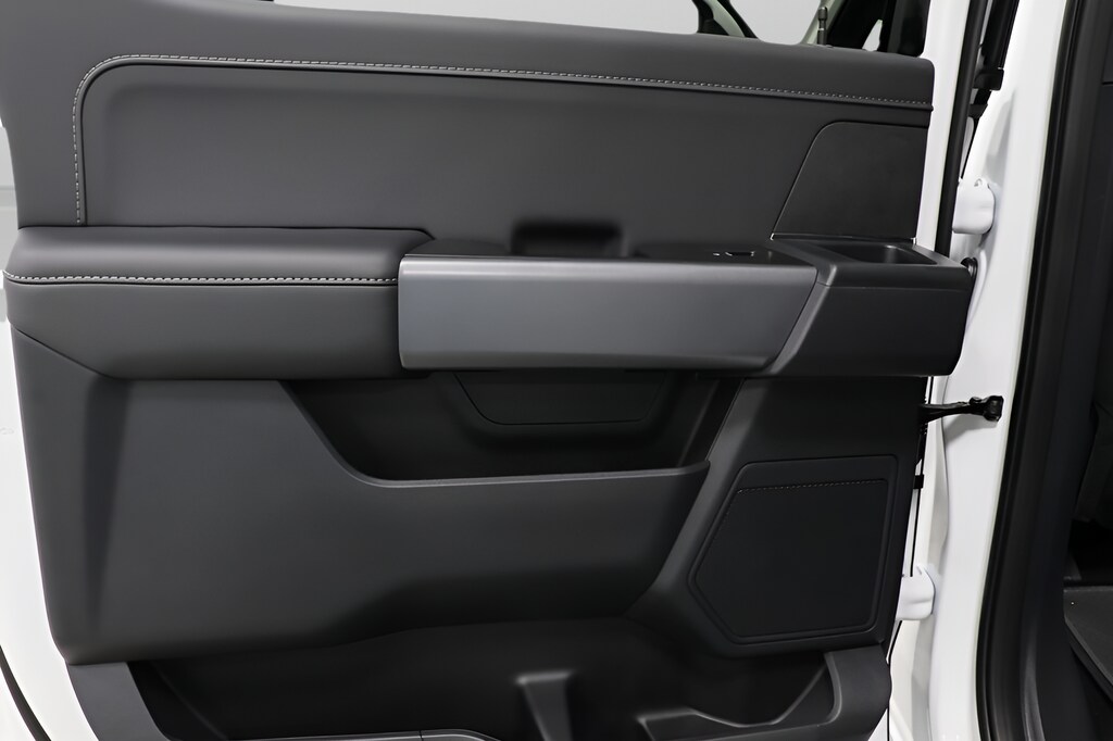 2025 Ford F-150 XLT - Photo 23