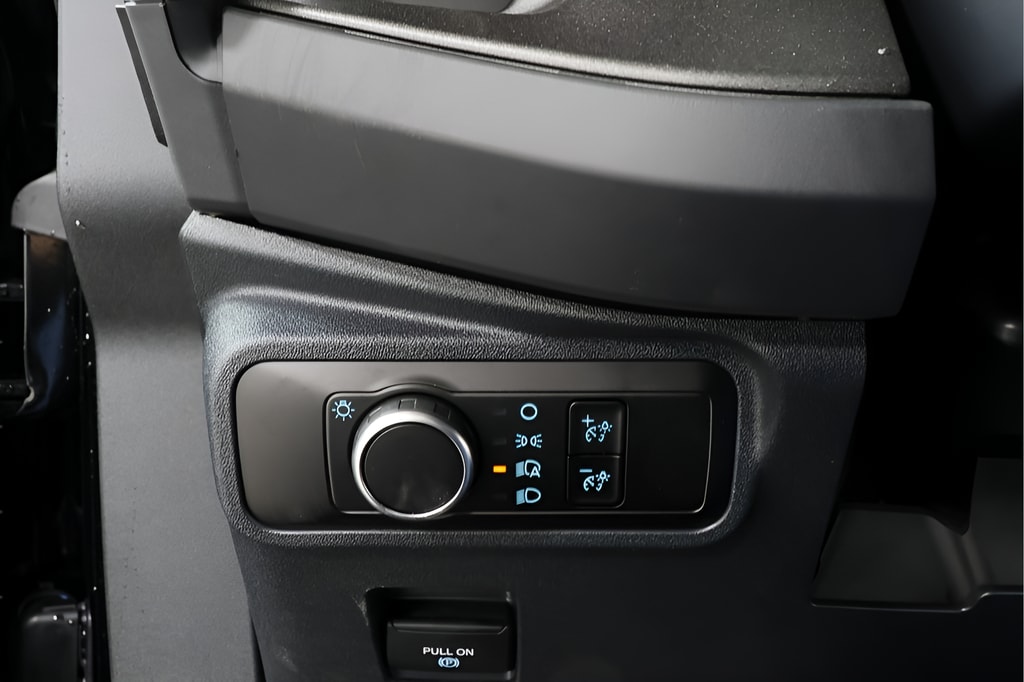 2025 Ford Bronco 2-Door Base - Photo 16