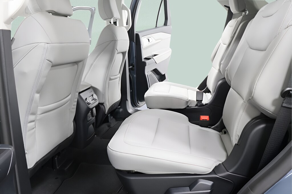 2026 Ford Explorer Active - Photo 26