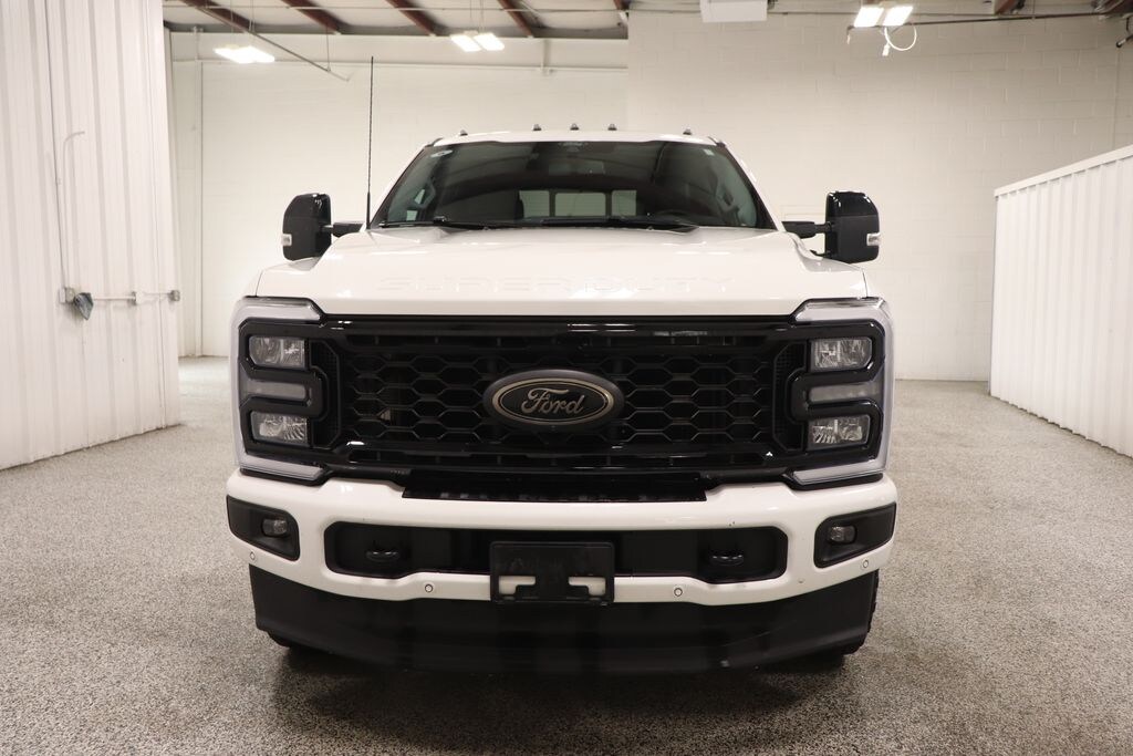 Used 2025 Ford F-250SD Lariat Truck