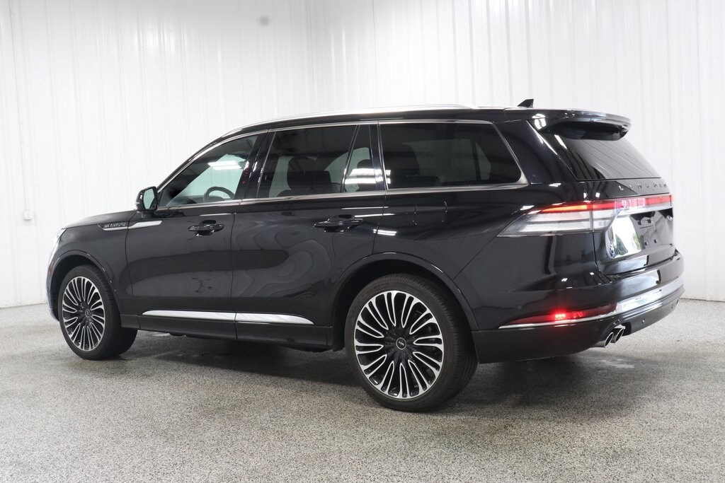 2023 Lincoln Aviator Black Label photo 4