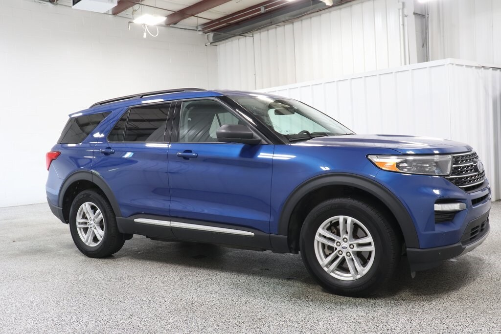 2022 Ford Explorer XLT photo 2