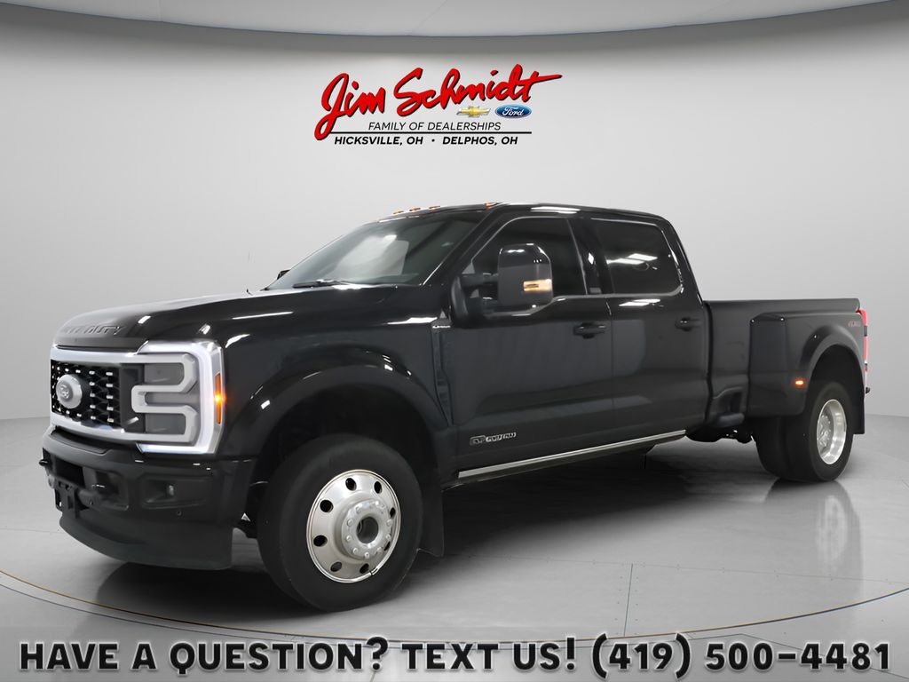 2025 Ford F-450's photo
