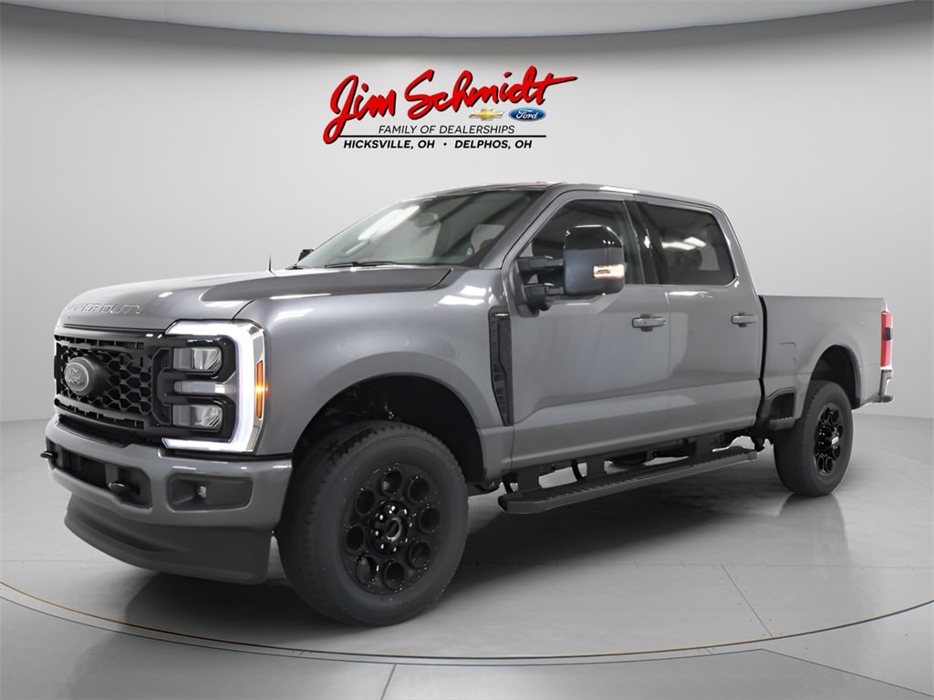 2026 Ford F-350 Super Duty Lariat's photo