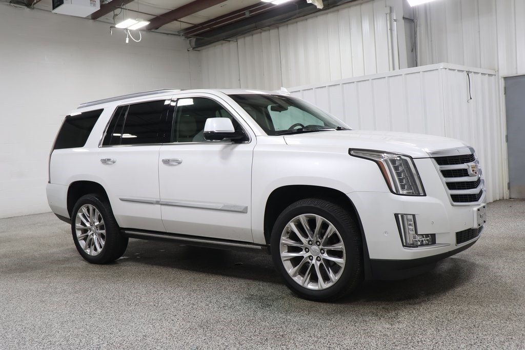 Used 2019 Cadillac Escalade Premium Luxury with VIN 1GYS4CKJ2KR321194 for sale in Hicksville, OH