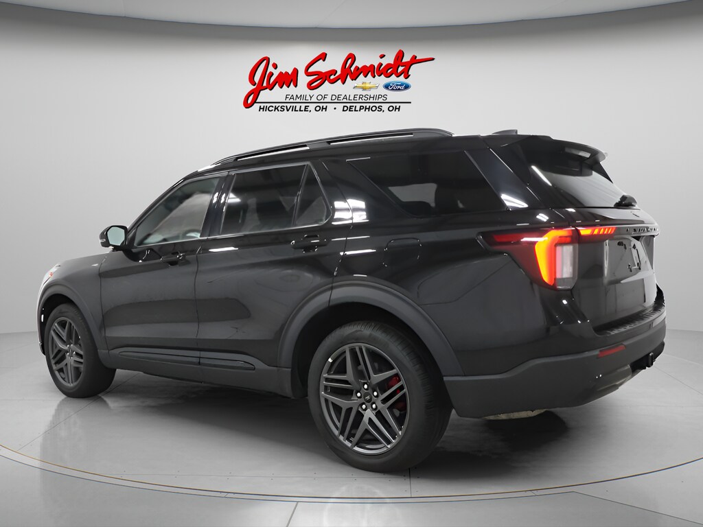 Used 2025 Ford Explorer ST-Line SUV
