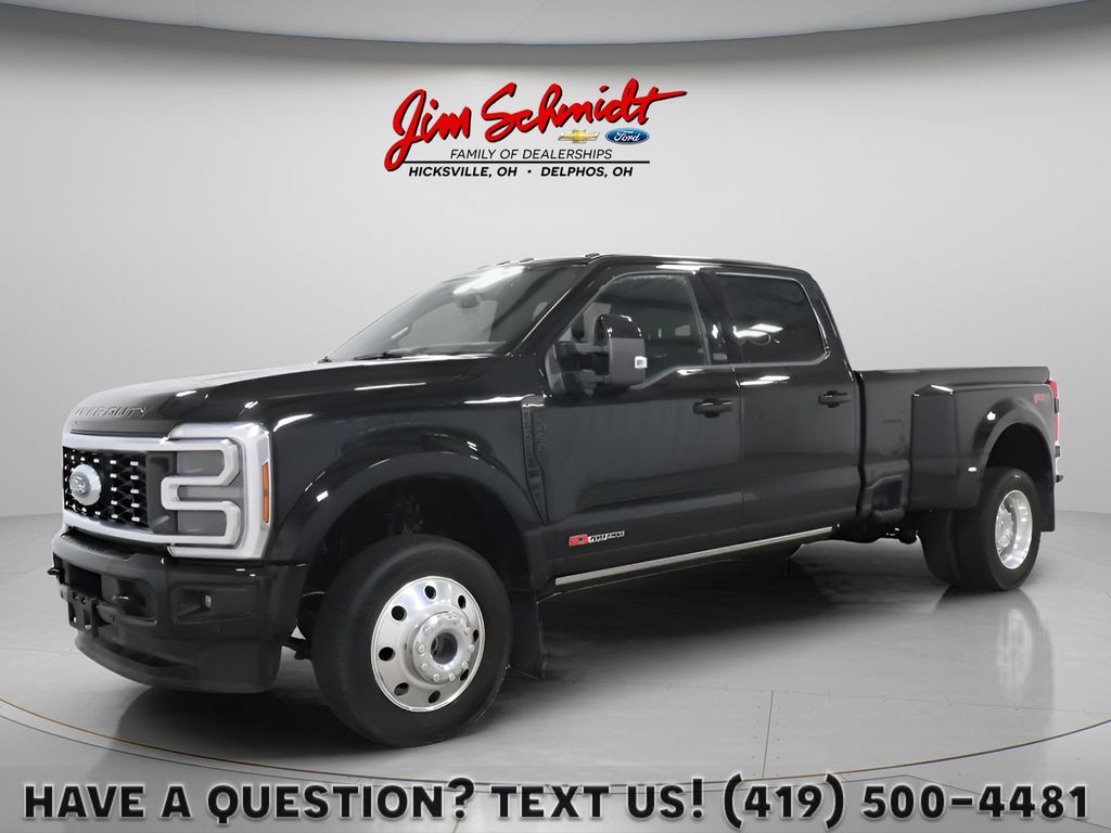 2025 Ford F-450 Platinum 4x4 Crew Cab 8' Box DRW's photo
