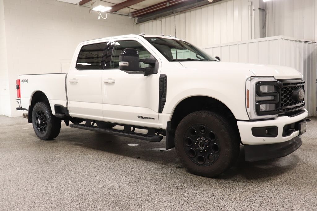 Used 2025 Ford F-250SD Lariat Truck