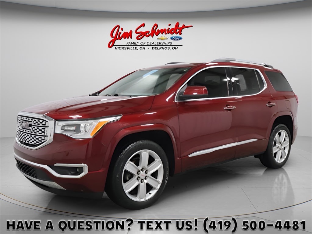 2017 GMC Acadia Denali's photo