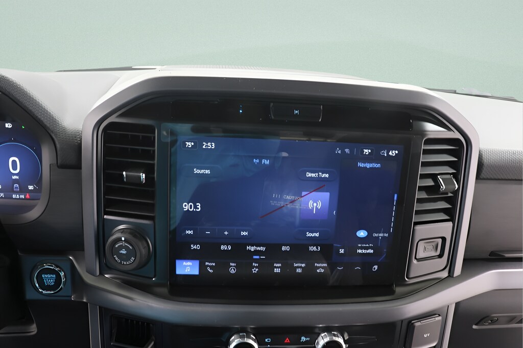 2025 Ford F-150 XLT - Photo 12