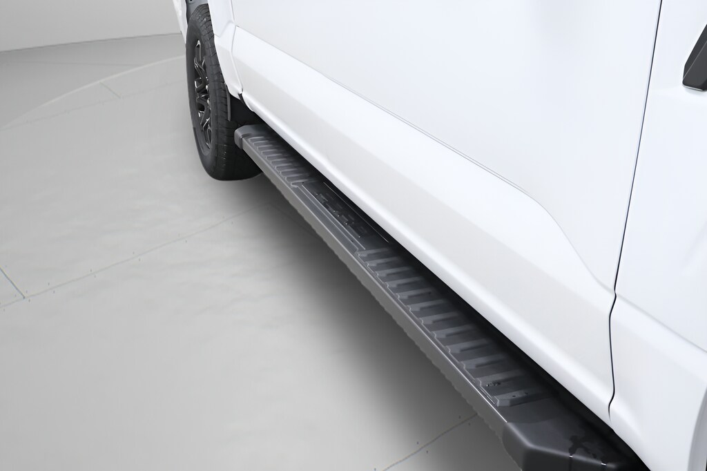 2025 Ford F-150 XLT - Photo 31