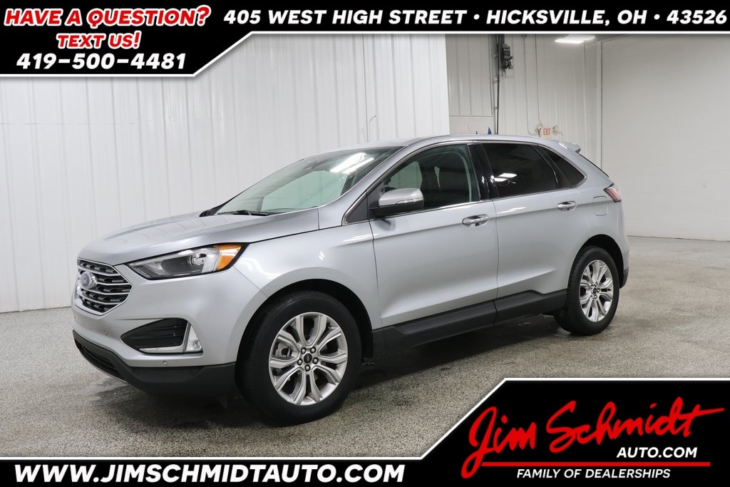 2024 Ford Edge Titanium's photo