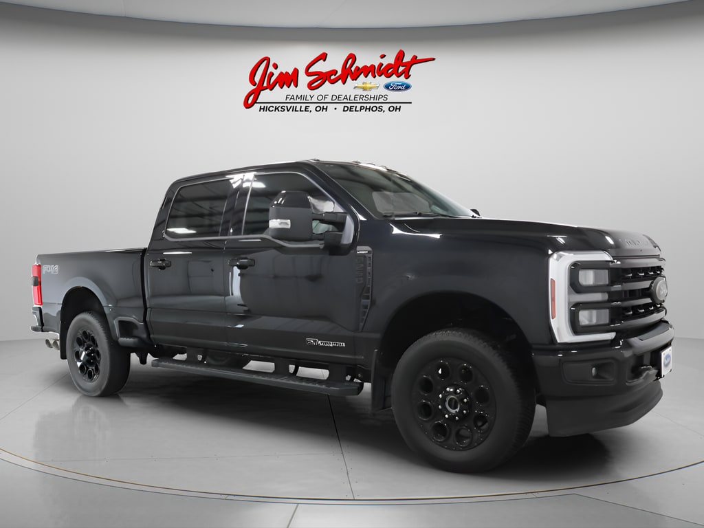 Used 2024 Ford F-250SD Lariat Truck