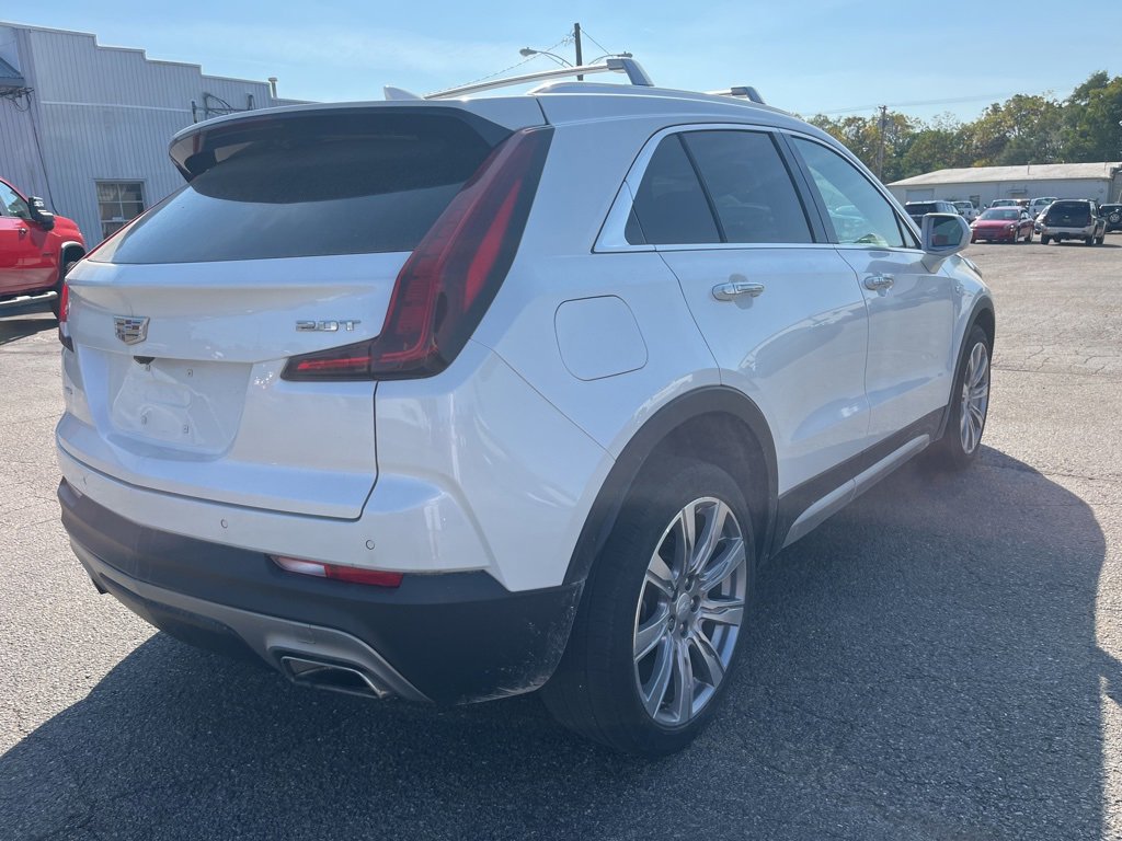 2019 Cadillac XT4 Premium Luxury photo 3