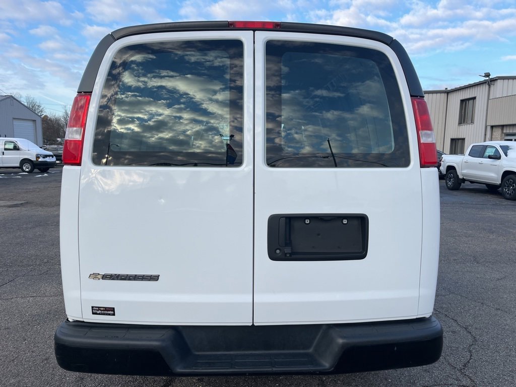 2021 Chevrolet Express 2500 Work Van Cargo photo 4