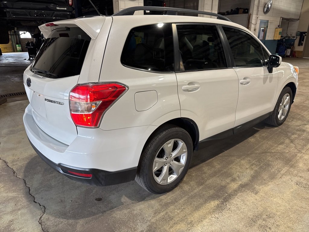 2015 Subaru Forester 2.5i Limited photo 4