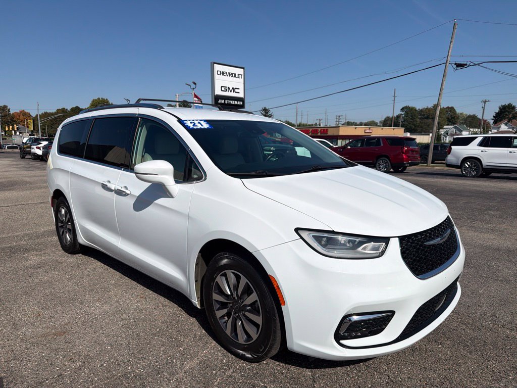 Used 2021 Chrysler Pacifica Touring L with VIN 2C4RC1BGXMR515470 for sale in Sturgis, MI