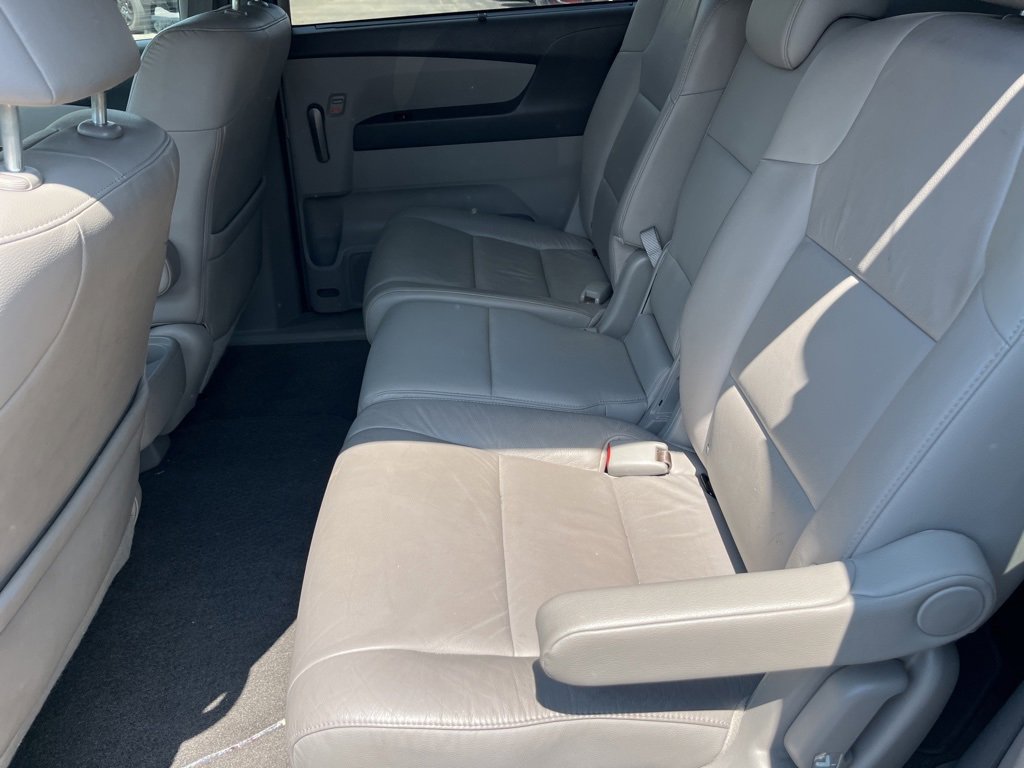 2013 Honda Odyssey EX-L photo 3