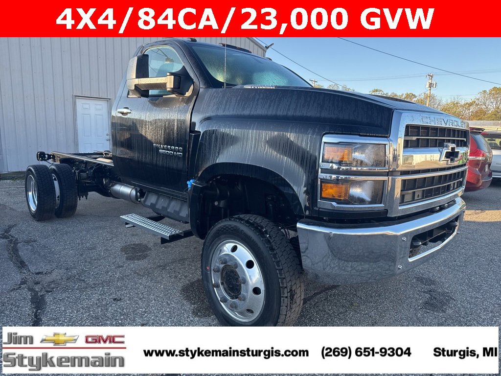 2024 Chevrolet Silverado 4500 Medium Duty Chassis Cab Work Truck's photo