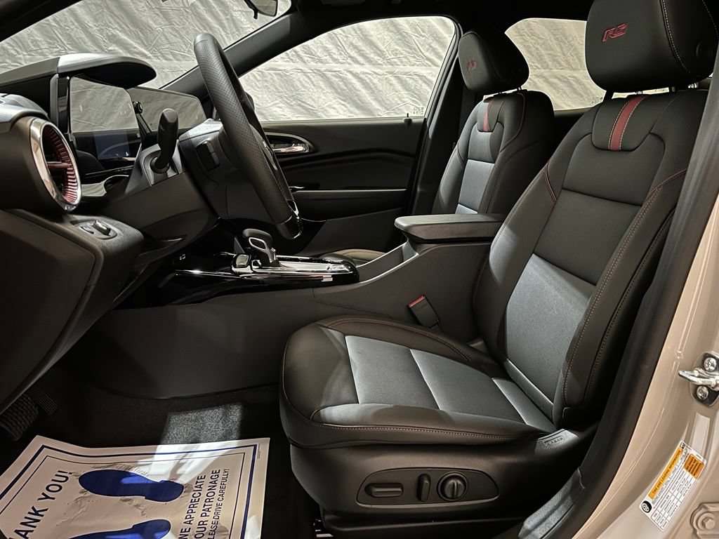 2026 Chevrolet Trax RS - Photo 11