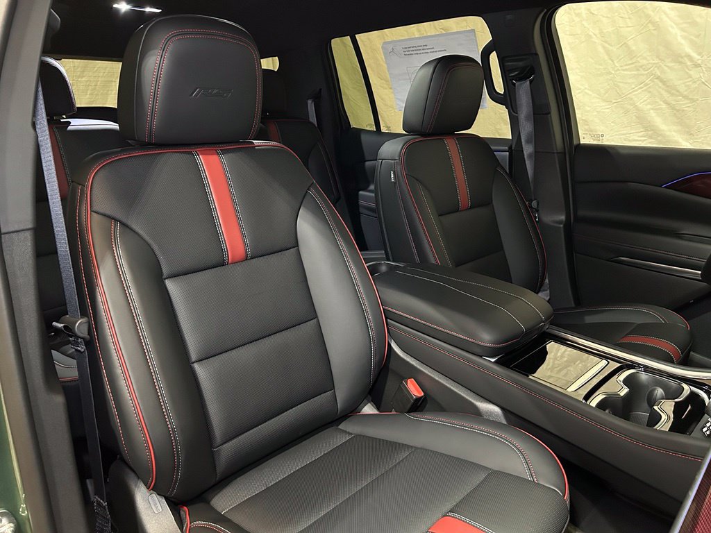 2027 Chevrolet Traverse RS - Photo 43