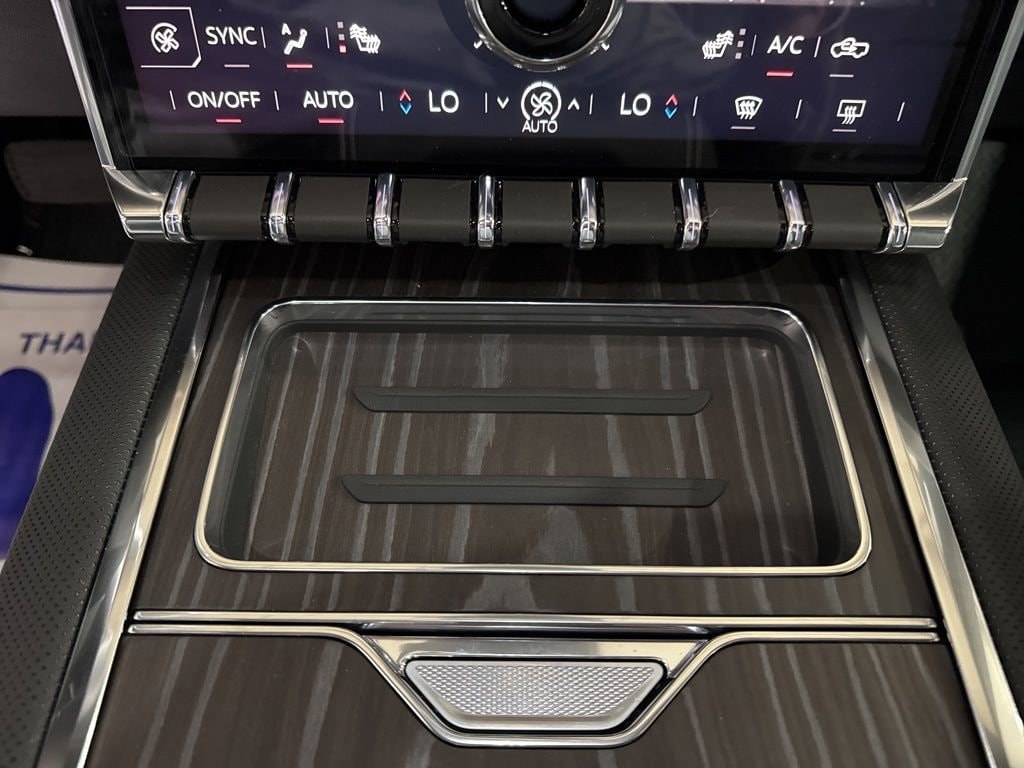 2025 GMC Sierra EV Denali - Photo 33