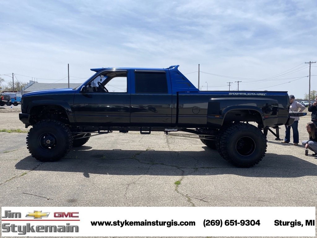 1999 Chevrolet Silverado 3500HD photo 2