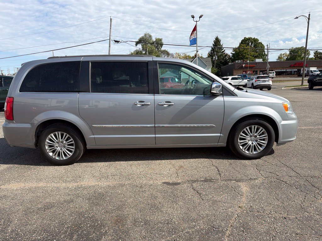 Used 2015 Chrysler Town & Country Touring-L with VIN 2C4RC1CGXFR638851 for sale in Sturgis, MI