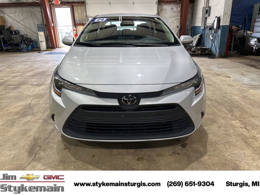 2024 Toyota Corolla LE - Photo 10