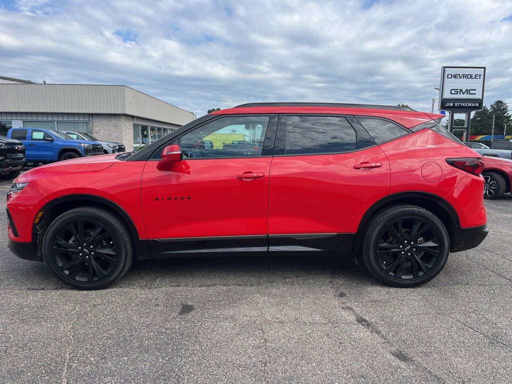 2021 Chevrolet Blazer RS photo 2