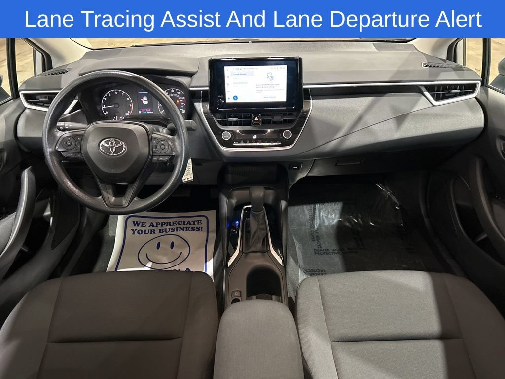 2024 Toyota Corolla LE - Photo 2