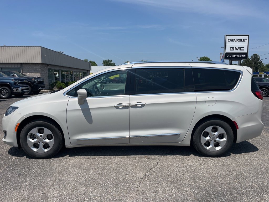 Used 2017 Chrysler Pacifica Touring-L Plus with VIN 2C4RC1EG7HR577670 for sale in Sturgis, MI