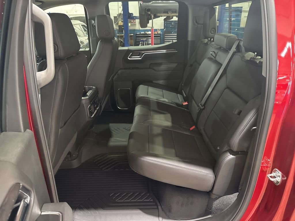 2025 Chevrolet Silverado 1500 LTZ - Photo 35