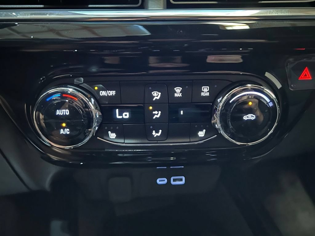 2026 Chevrolet Trax RS - Photo 25