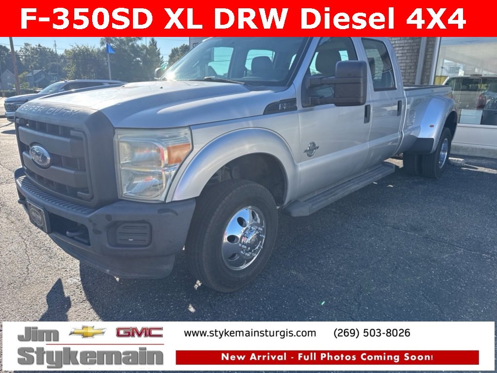 2011 Ford F-350 XL photo 4
