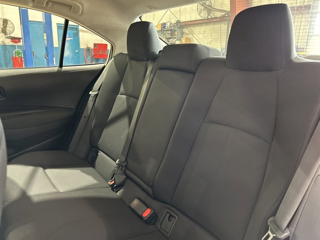 2024 Toyota Corolla LE - Photo 32