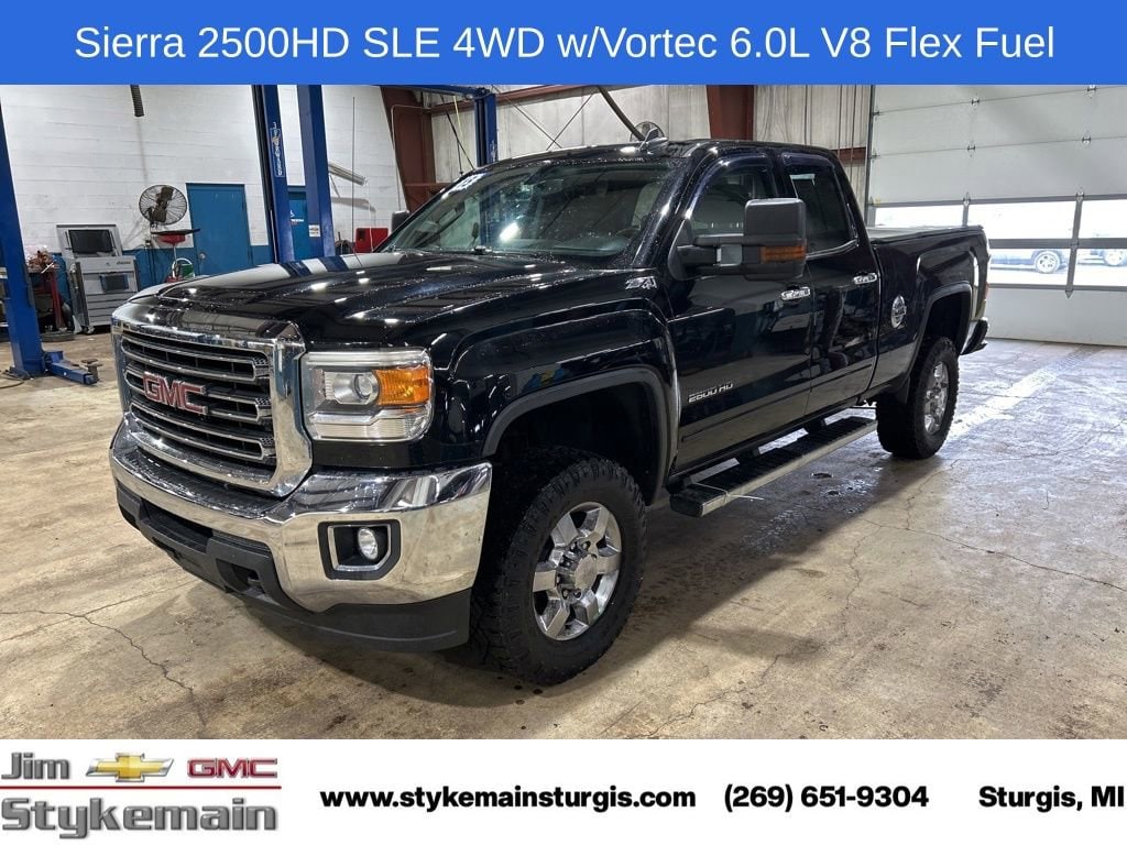 2015 GMC Sierra 4WD Double Cab Short Box SLE's photo