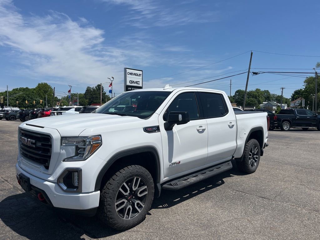 2020 GMC Sierra AT4 4WD Crew Cab Short Box's photo