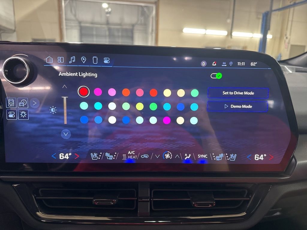 2025 Chevrolet Equinox EV RS - Photo 29