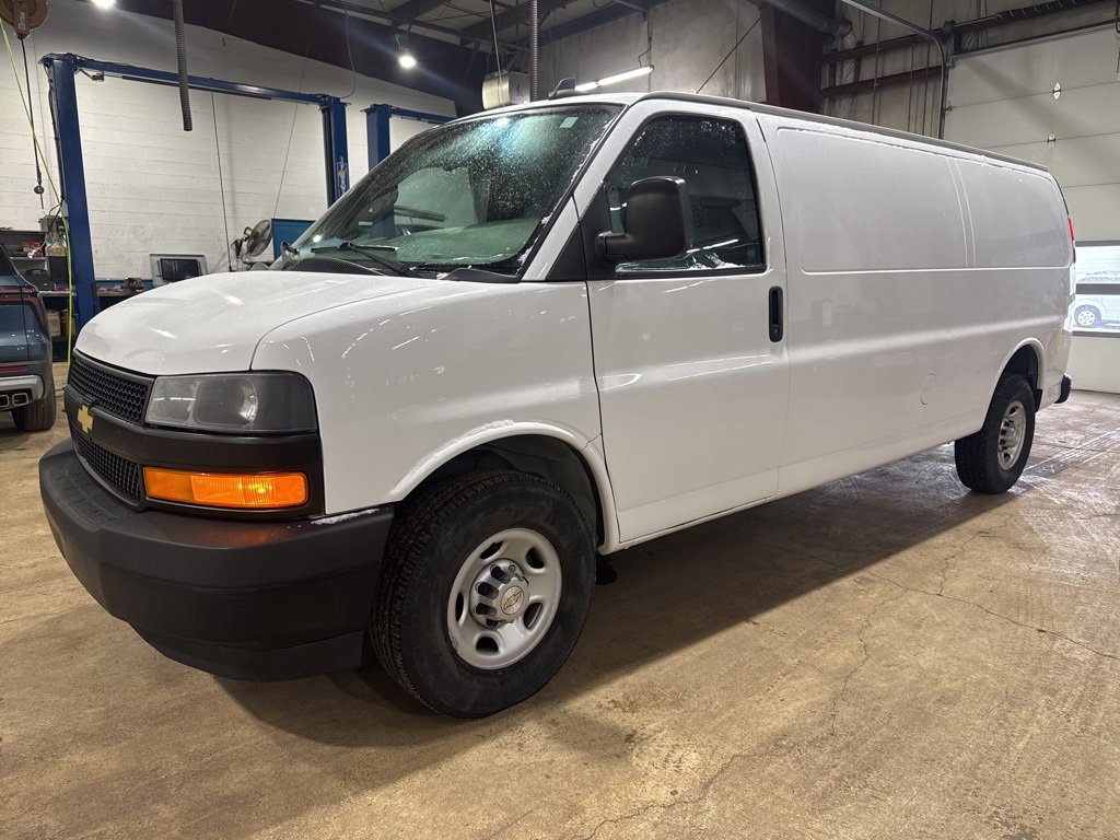 2021 Chevrolet Express Cargo Work Van's photo