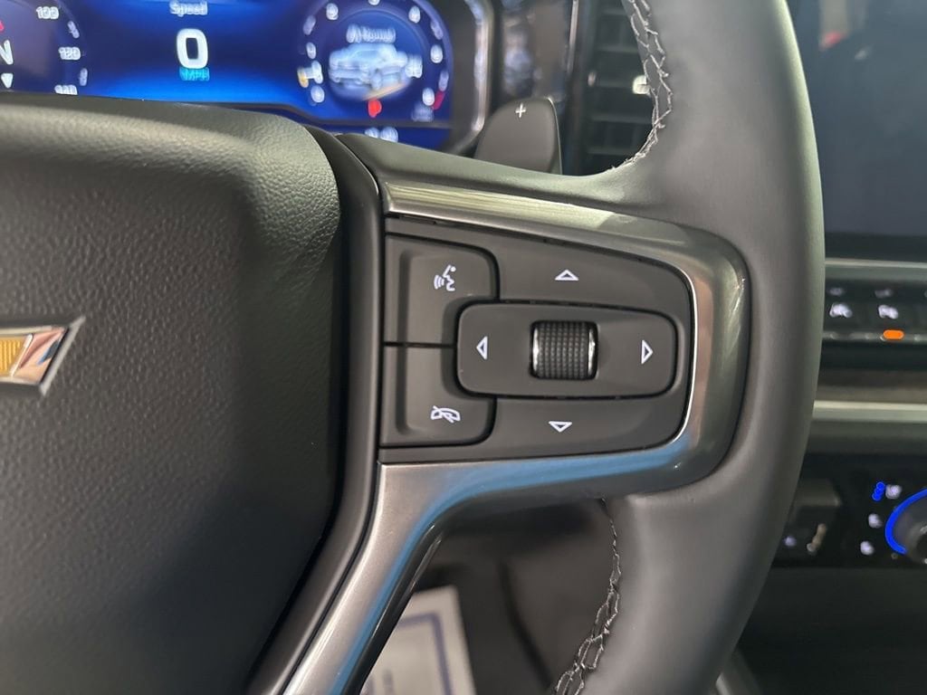 2025 Chevrolet Silverado 1500 LTZ - Photo 23