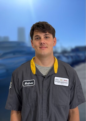 Staff member Andrew Yoquelet from ID_43e9ead62e49