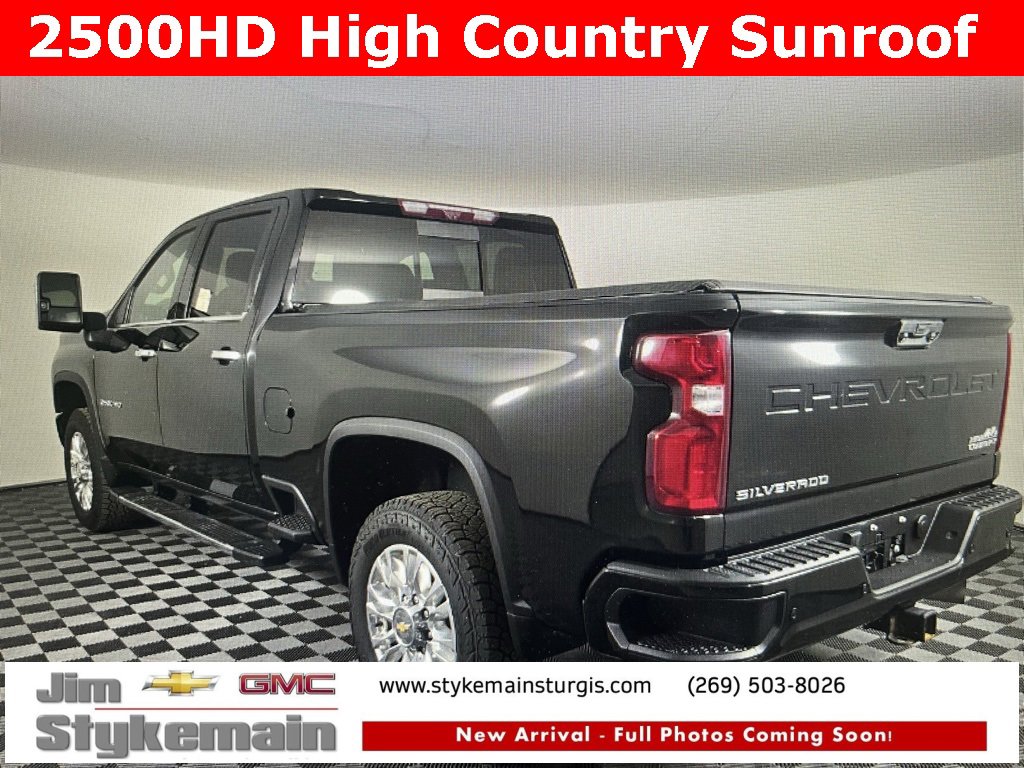 2021 Chevrolet Silverado 2500HD High Country photo 3